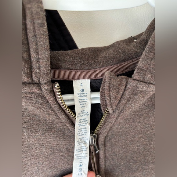 Lululemon crop/ jacket size 4 BROWN like new - Picture 4 of 5
